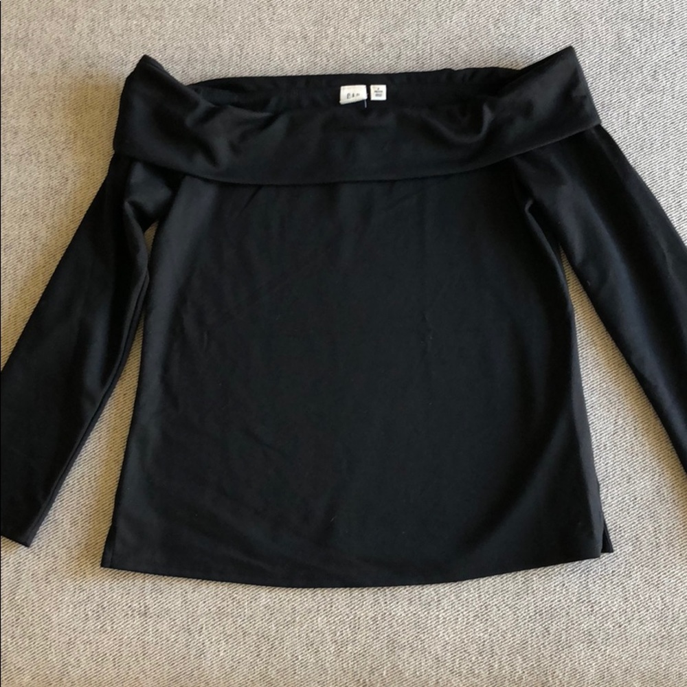 Gap Off-shoulder Shirt